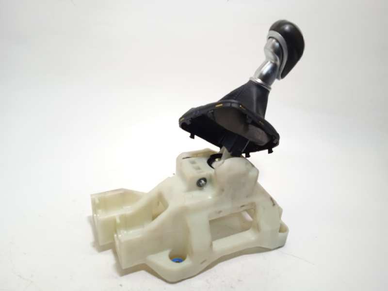 Recambio de palanca cambio para hyundai i30 cw (pd) trend referencia OEM IAM 43700F2100  