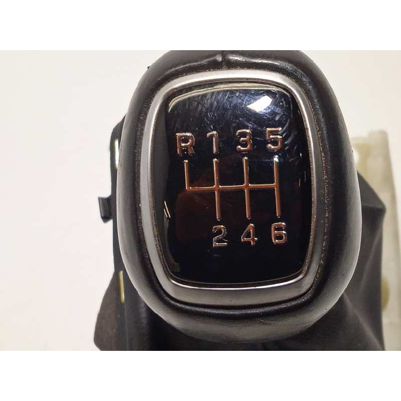 Recambio de palanca cambio para hyundai i30 cw (pd) trend referencia OEM IAM 43700F2100  