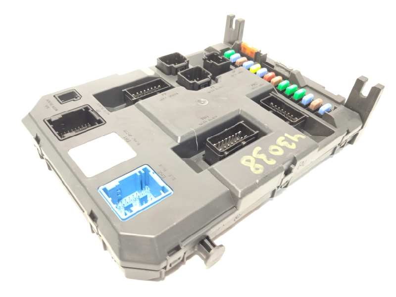 Recambio de caja reles / fusibles para citroën c3 1.4 hdi fap referencia OEM IAM 9666952280  