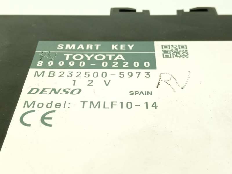Recambio de modulo electronico para toyota auris hybrid active referencia OEM IAM 8999002200  MB2325005973
