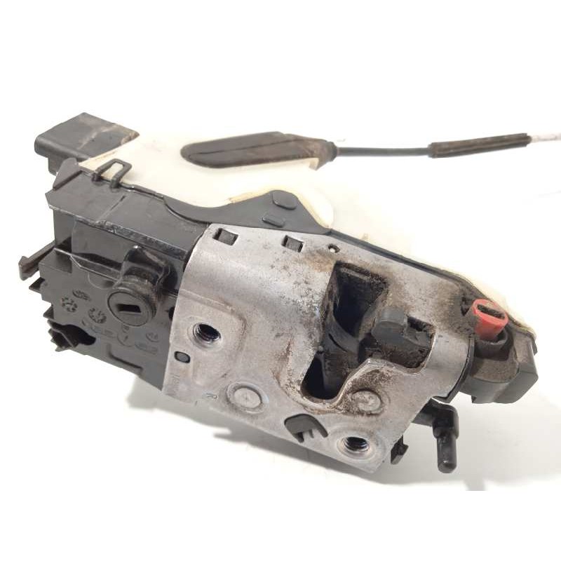 Recambio de cerradura puerta trasera derecha para peugeot 208 allure referencia OEM IAM 9688080780  