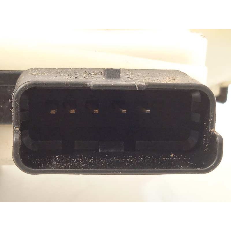 Recambio de cerradura puerta trasera izquierda para peugeot 208 allure referencia OEM IAM 9688080880  