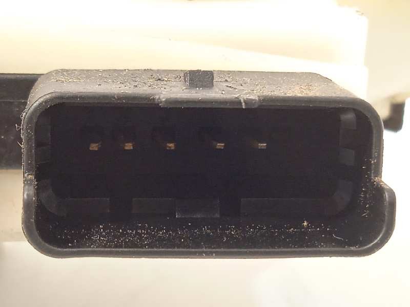 Recambio de cerradura puerta trasera izquierda para peugeot 208 allure referencia OEM IAM 9688080880  