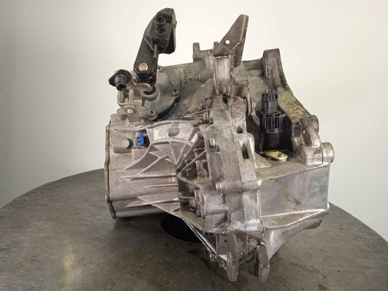 Recambio de caja cambios para chevrolet epica 2.0 diesel cat referencia OEM IAM BC W3421 96420025