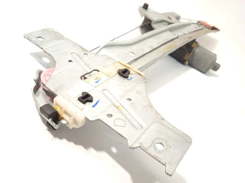 Recambio de elevalunas delantero derecho para peugeot 208 allure referencia OEM IAM 9674254380  9673154380