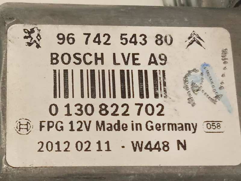 Recambio de elevalunas delantero derecho para peugeot 208 allure referencia OEM IAM 9674254380  9673154380