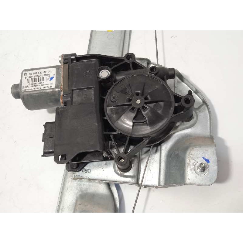 Recambio de elevalunas delantero izquierdo para peugeot 208 allure referencia OEM IAM 9674254280 96 731 532 80 9816402180