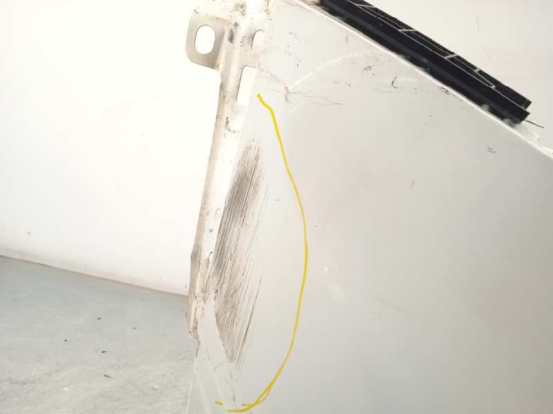 Recambio de aleta delantera izquierda para ford transit (tts) kombi 350 l2 basis referencia OEM IAM 2203290  