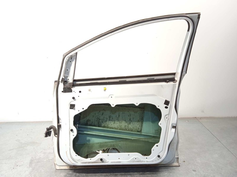 Recambio de puerta delantera derecha para ford kuga (cbv) titanium referencia OEM IAM 1712678  