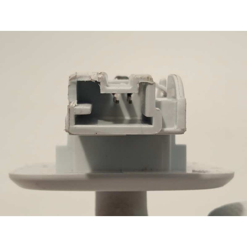 Recambio de parasol derecho para peugeot 208 allure referencia OEM IAM 16095852PR  