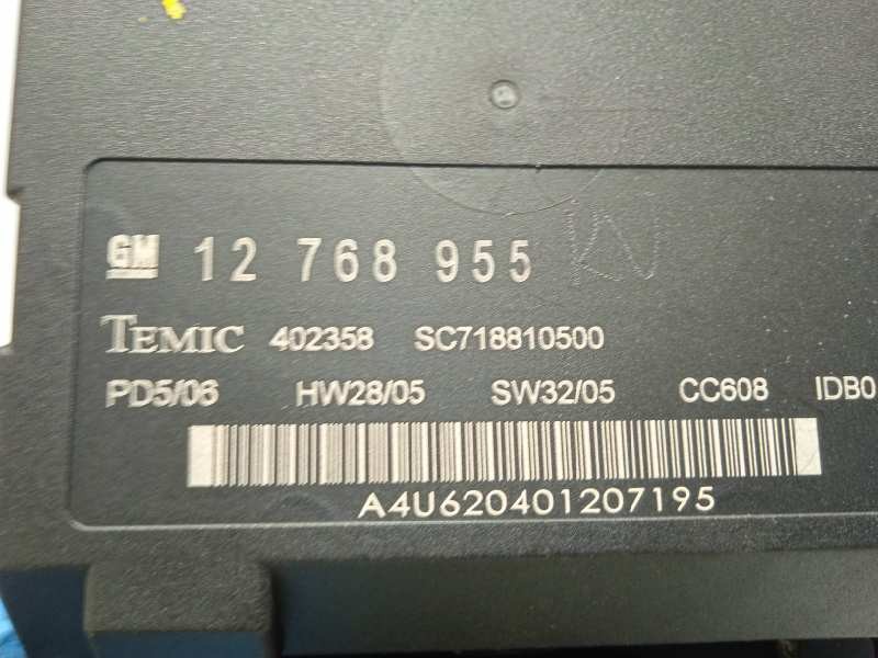 Recambio de caja reles / fusibles para cadillac bls 1.9 d pdf referencia OEM IAM 12798346 12768955 518820022