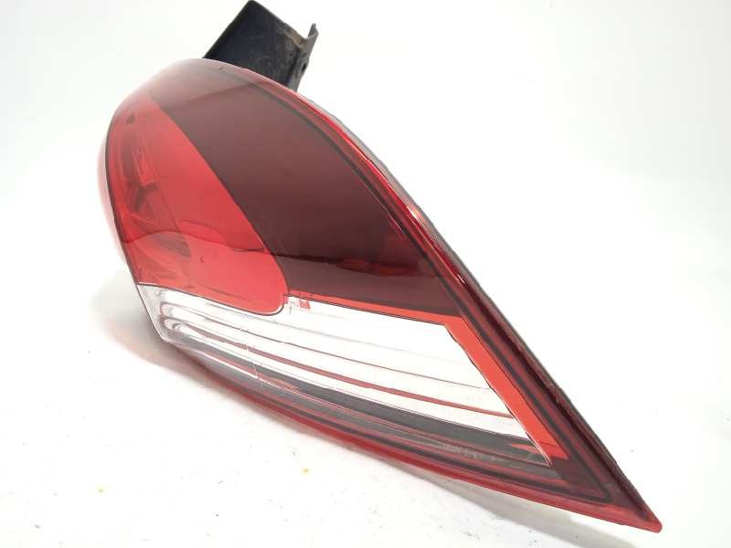 Recambio de piloto trasero derecho para renault clio iv grandtour dynamique referencia OEM IAM 265507408R  