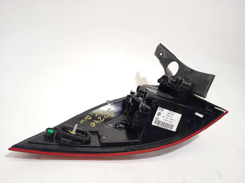 Recambio de piloto trasero derecho para renault clio iv grandtour dynamique referencia OEM IAM 265507408R  