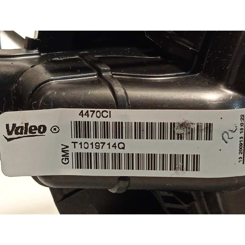 Recambio de motor calefaccion para opel meriva b 1.7 16v cdti referencia OEM IAM T1019714Q  13369749