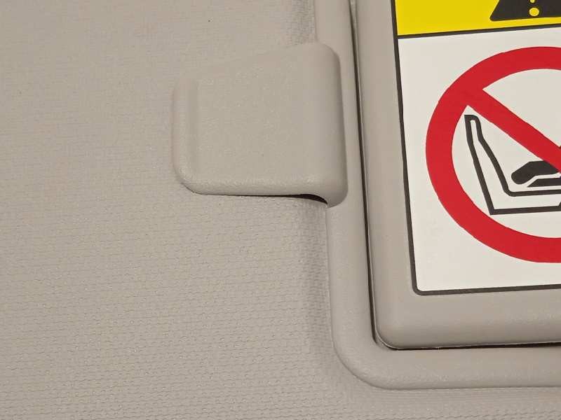 Recambio de parasol derecho para citroën c3 feel referencia OEM IAM 98100807BJ  