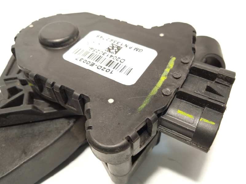 Recambio de potenciometro pedal para opel meriva b 1.7 16v cdti referencia OEM IAM 13362749  
