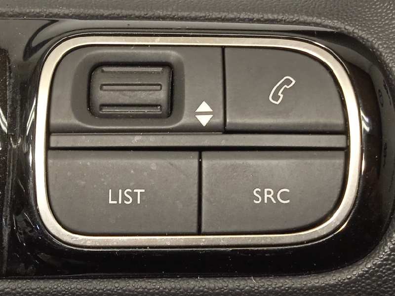 Recambio de volante para citroën c3 feel referencia OEM IAM 98164325ZD  