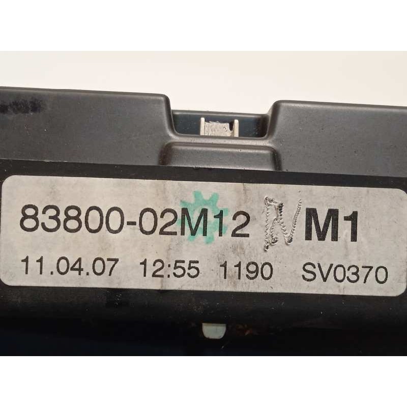 Recambio de cuadro instrumentos para toyota auris luna+ referencia OEM IAM 8380002M12  A2C53245521