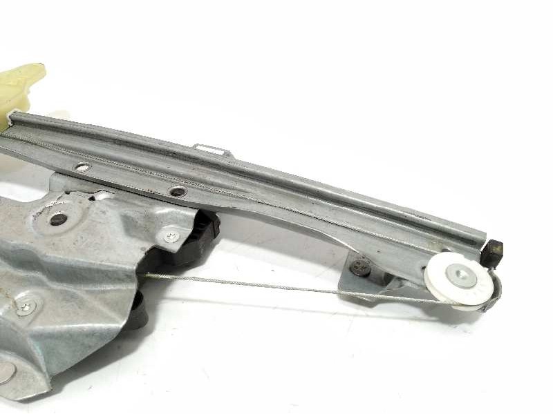 Recambio de elevalunas trasero derecho para renault captur 1.2 tce energy referencia OEM IAM 128001471  827009380R