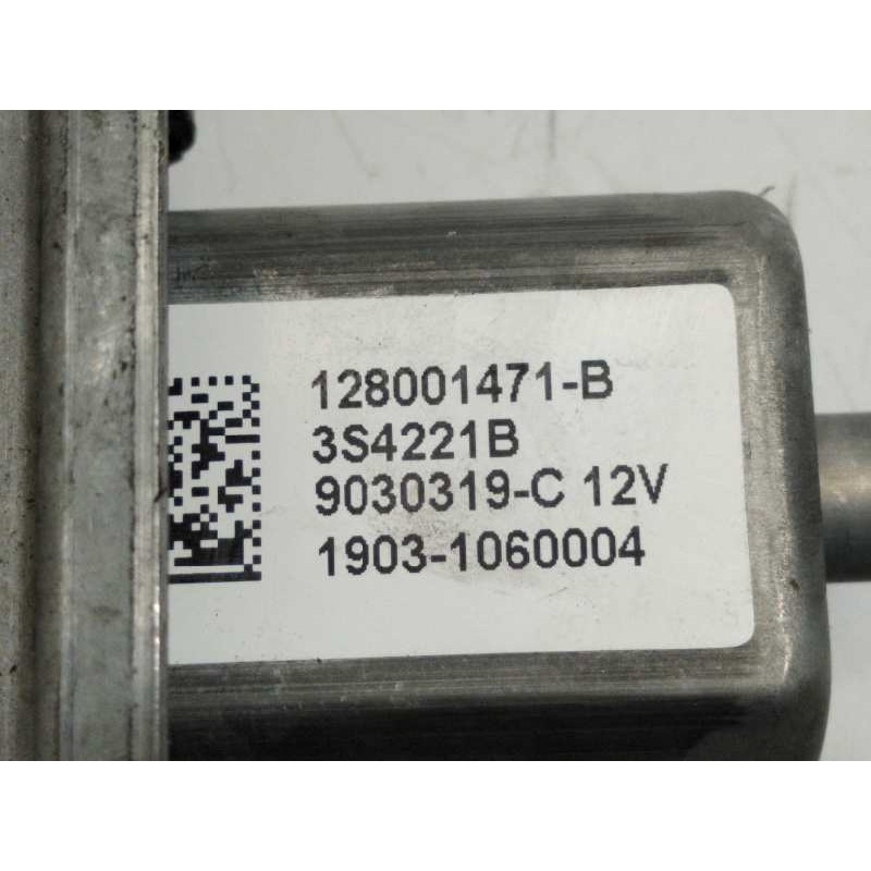 Recambio de elevalunas trasero derecho para renault captur 1.2 tce energy referencia OEM IAM 128001471  827009380R