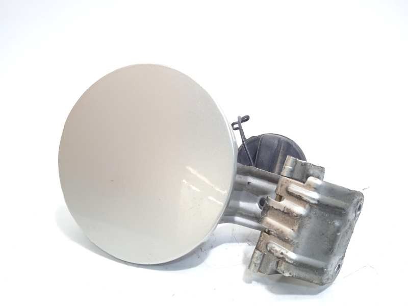 Recambio de tapa exterior combustible para toyota auris luna+ referencia OEM IAM 7735012480  