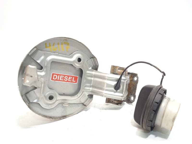 Recambio de tapa exterior combustible para toyota auris luna+ referencia OEM IAM 7735012480  