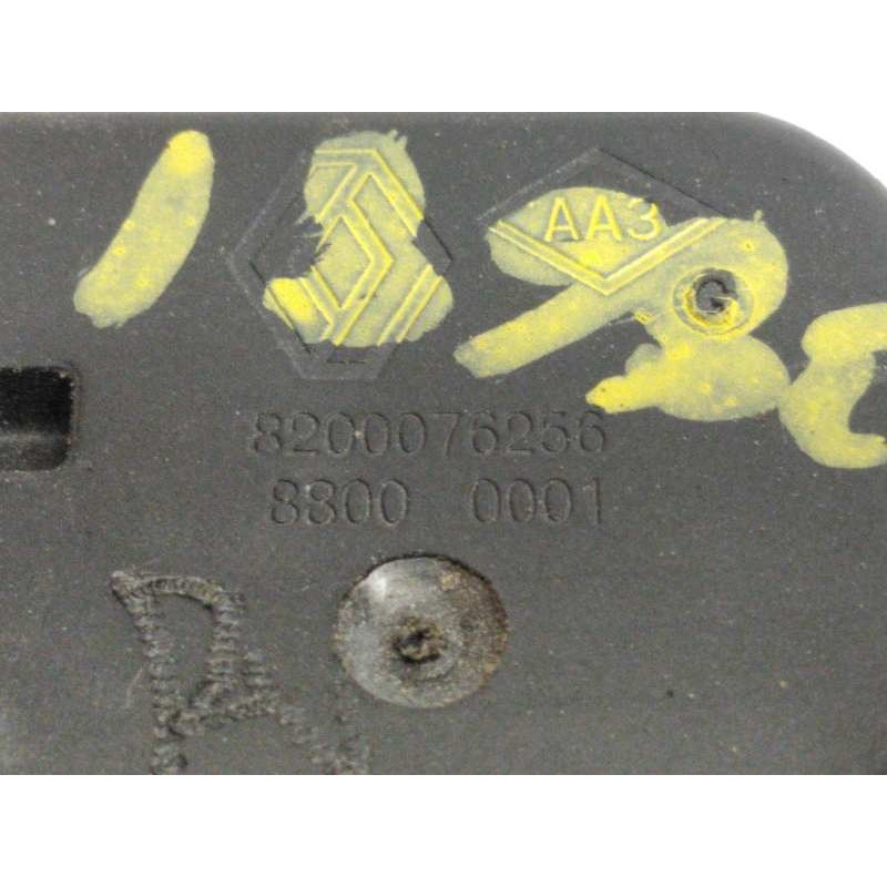 Recambio de maneta exterior porton para renault captur 1.2 tce energy referencia OEM IAM 8200076256  