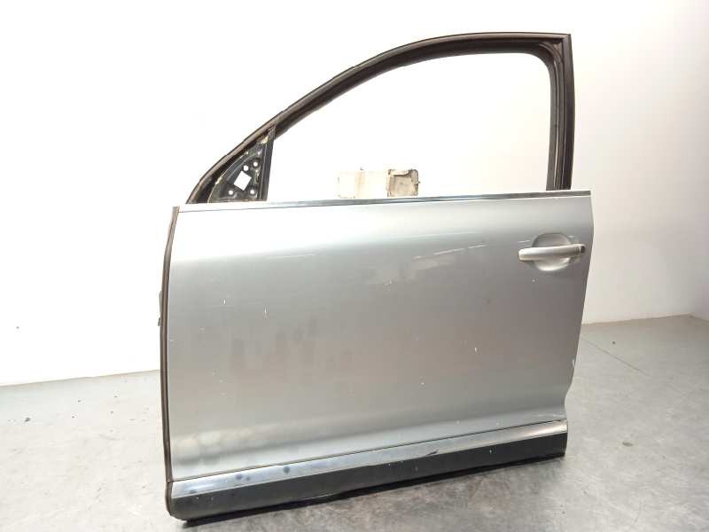Recambio de puerta delantera izquierda para volkswagen touareg (7la) tdi v6 referencia OEM IAM 7L0831055L  
