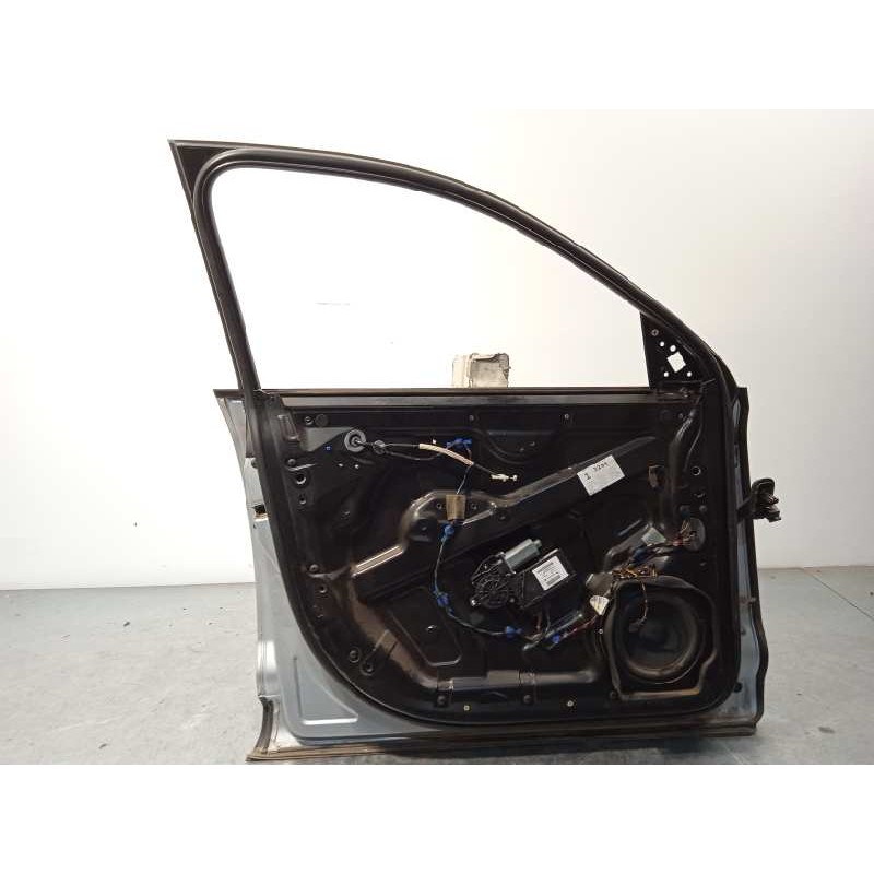 Recambio de puerta delantera izquierda para volkswagen touareg (7la) tdi v6 referencia OEM IAM 7L0831055L  