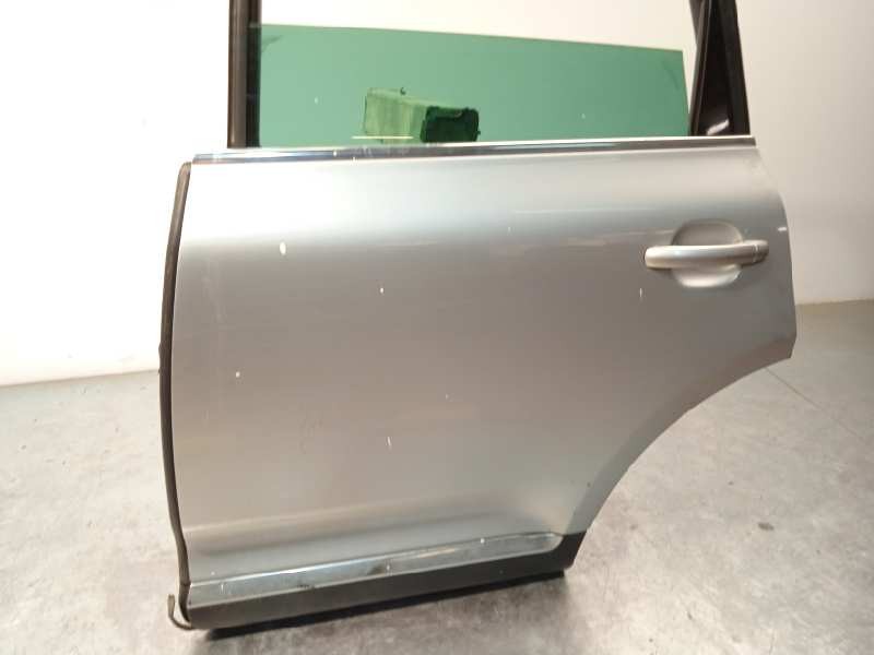 Recambio de puerta trasera izquierda para volkswagen touareg (7la) tdi v6 referencia OEM IAM 7L0833055M  