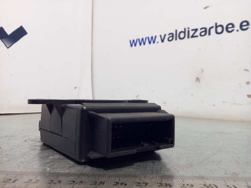 Recambio de centralita luces para ford c-max titanium referencia OEM IAM AM5113K031CA  