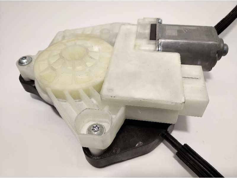 Recambio de elevalunas trasero derecho para volkswagen golf vii lim. (bq1) advance referencia OEM IAM 5G4839462C  5Q4959812D