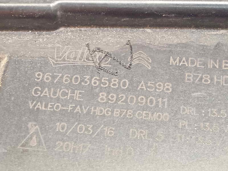 Recambio de piloto delantero izquierdo para citroën c4 picasso feel edition referencia OEM IAM 9676036580  