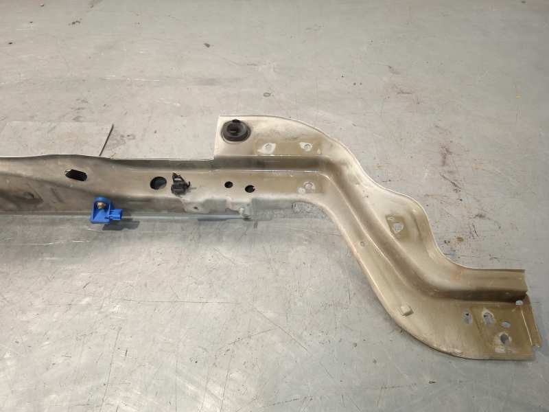 Recambio de panel frontal para citroën nemo basis referencia OEM IAM 7106F6  