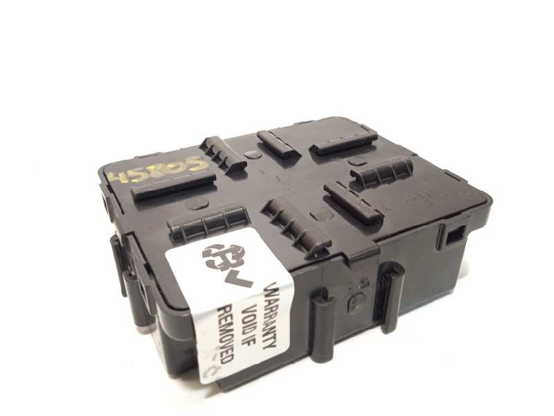 Recambio de modulo electronico para hyundai kona 1.0 tgdi cat referencia OEM IAM 95300J9000  