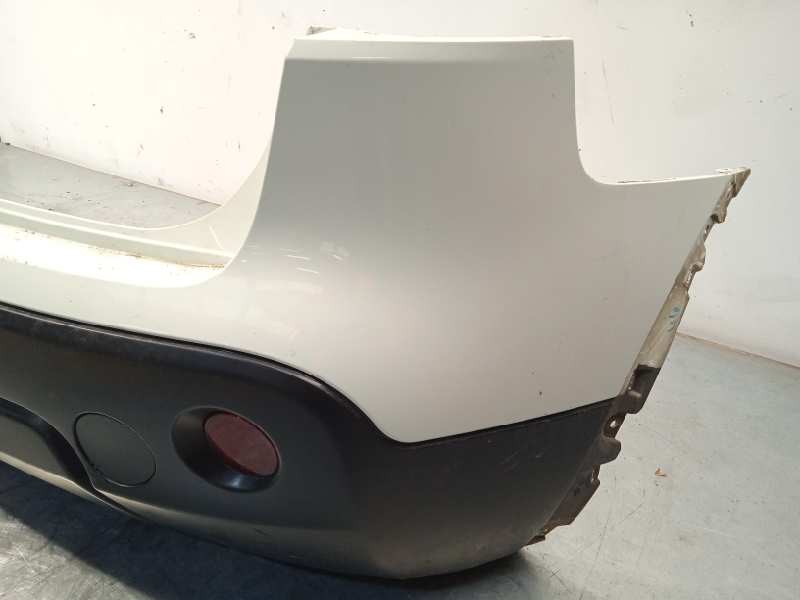 Recambio de paragolpes trasero para nissan qashqai (j10) acenta referencia OEM IAM 85022BR00H  