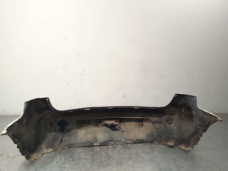 Recambio de paragolpes trasero para nissan qashqai (j10) acenta referencia OEM IAM 85022BR00H  