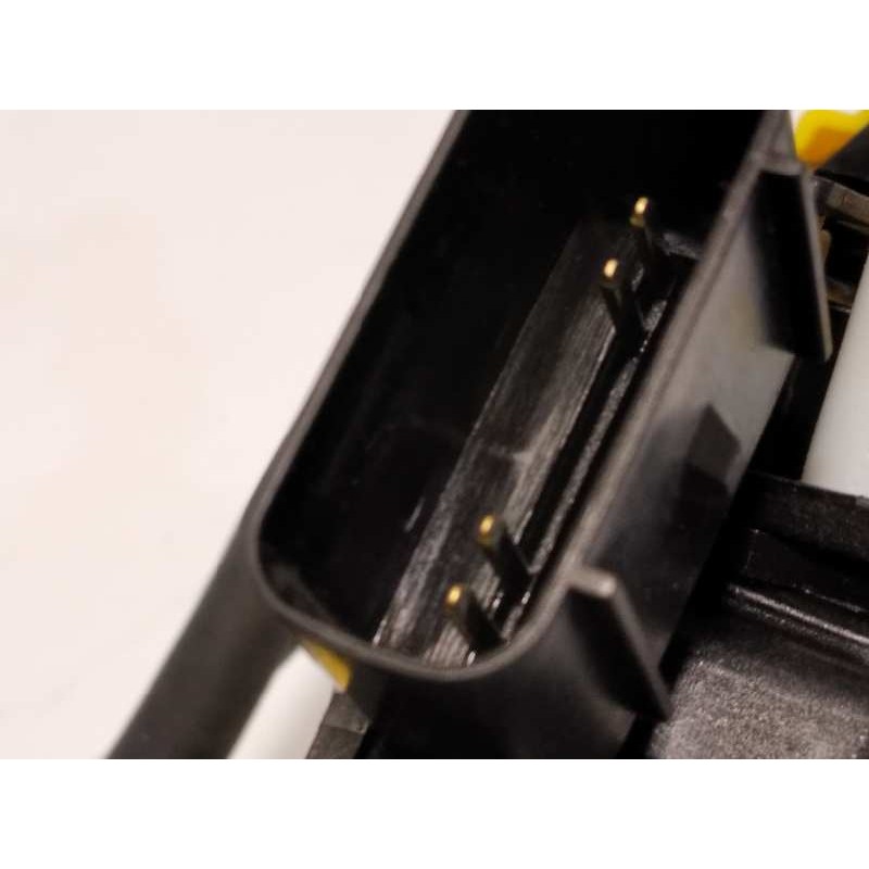 Recambio de cerradura puerta delantera derecha para hyundai i30 (gd) turbo referencia OEM IAM 81320A6110  