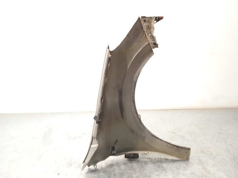 Recambio de aleta delantera izquierda para opel astra h berlina cosmo referencia OEM IAM 93178666  