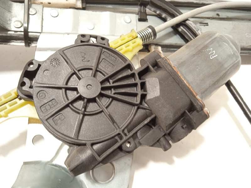 Recambio de elevalunas delantero izquierdo para renault kangoo 1.5 dci diesel fap referencia OEM IAM 402087A  807212230R