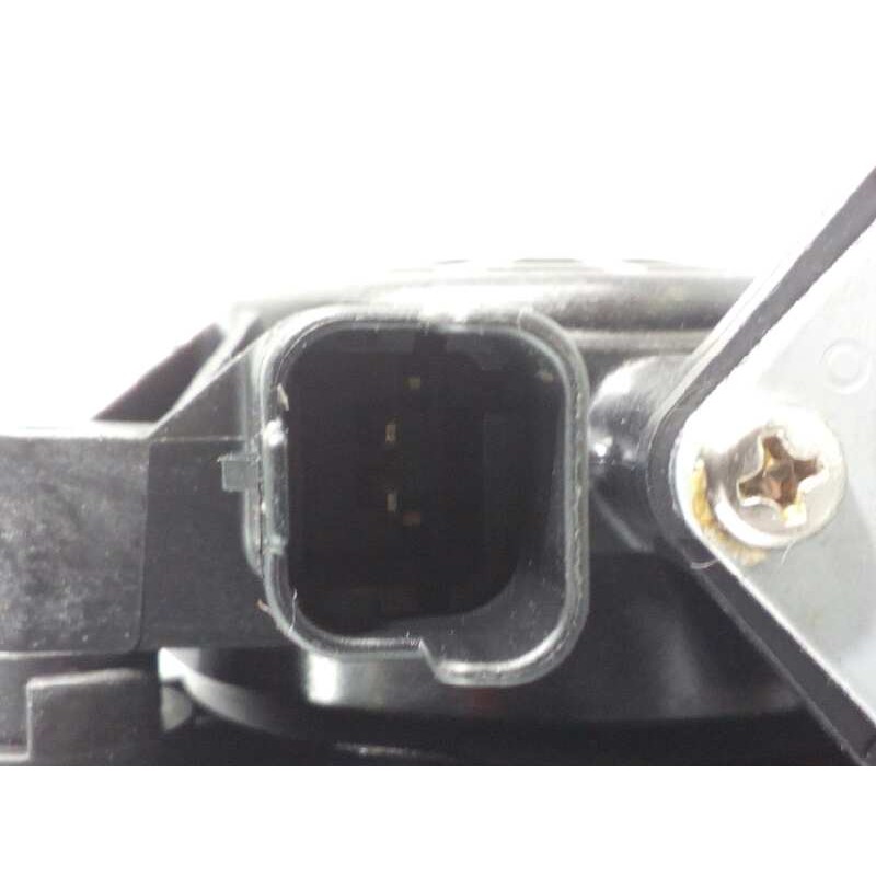 Recambio de elevalunas trasero derecho para renault kadjar limited referencia OEM IAM 827004EA0A  