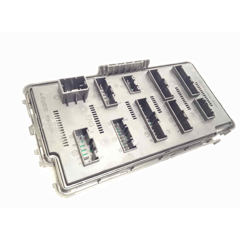 Recambio de caja reles / fusibles para ssangyong kyron 2.0 referencia OEM IAM 8231009081  
