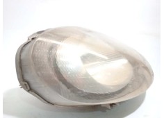 Recambio de faro derecho para nissan primastar (x83) 1.9 dci diesel cat referencia OEM IAM 7700311372  91165720 2