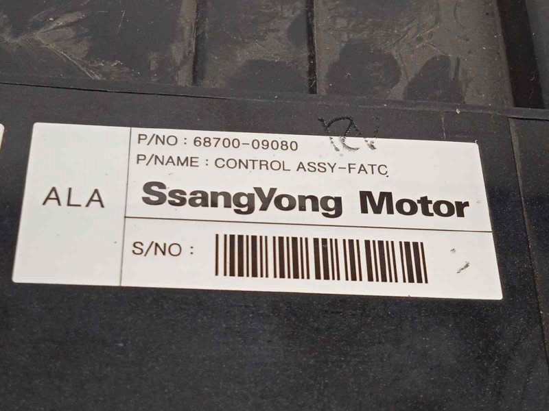 Recambio de mando climatizador para ssangyong kyron 2.0 referencia OEM IAM 6870009080 6870009080HCH 6870009080HCX