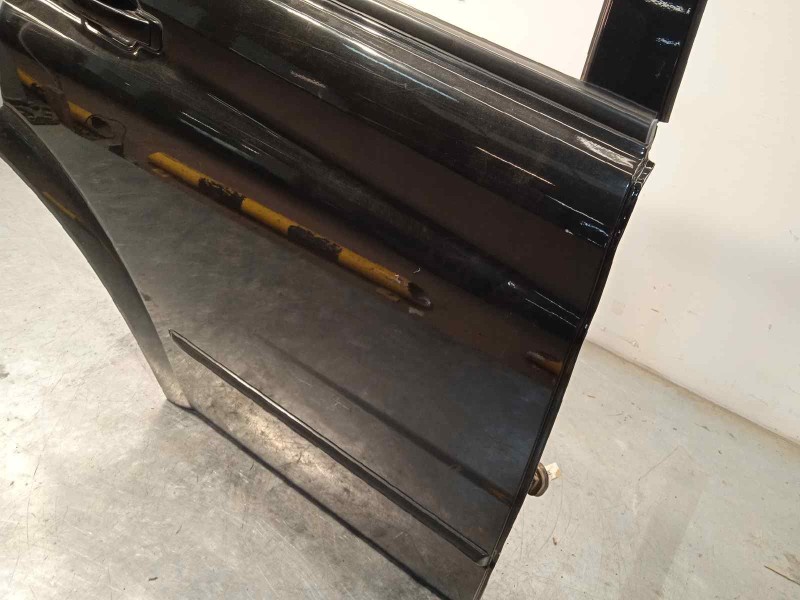 Recambio de puerta trasera derecha para ssangyong kyron 2.0 referencia OEM IAM 6302109103  