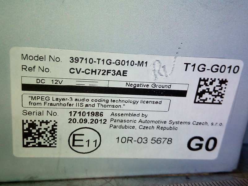 Recambio de pantalla multifuncion para honda cr-v elegance 4x4 referencia OEM IAM 39710T1GG010M1  39710T1GG01