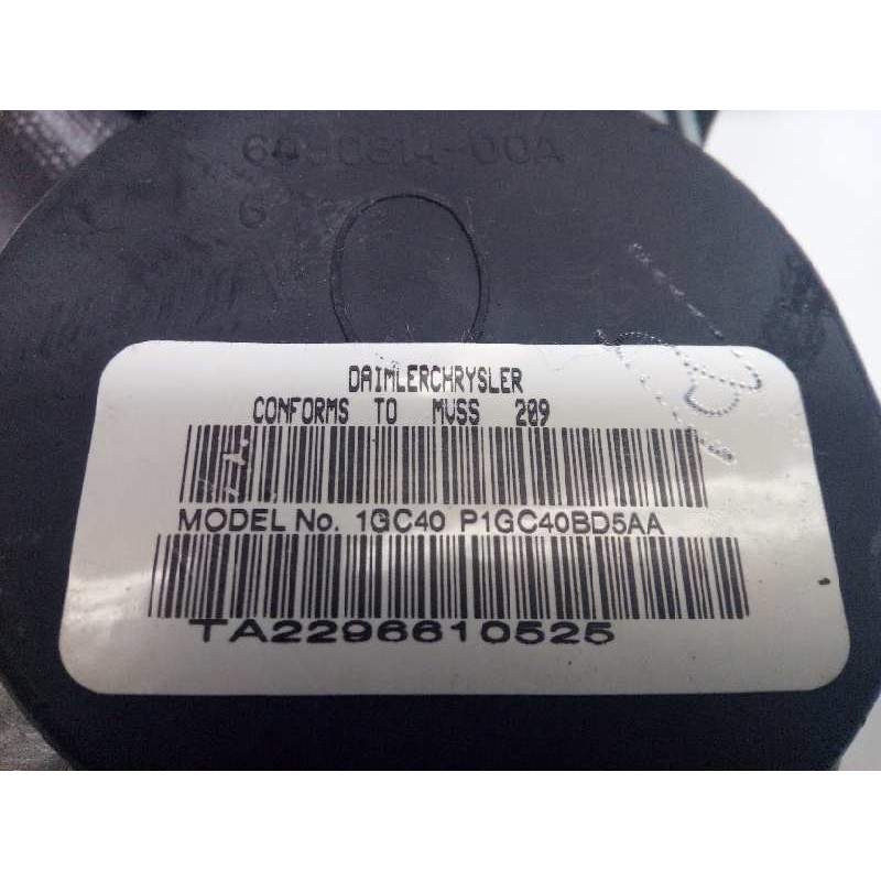 Recambio de cinturon seguridad delantero derecho para dodge caliber 2.0 16v crd cat referencia OEM IAM YX26BD5AB  