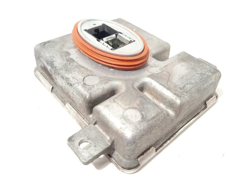 Recambio de centralita faros xenon para bmw serie 7 (f01/f02) 740i referencia OEM IAM 7172536  