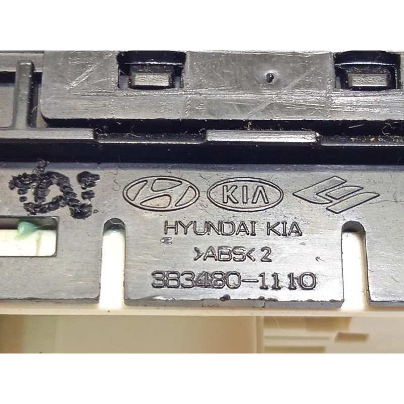 Recambio de mando retrovisor para hyundai ix35 1.7 crdi cat referencia OEM IAM 3834801110  935732S000