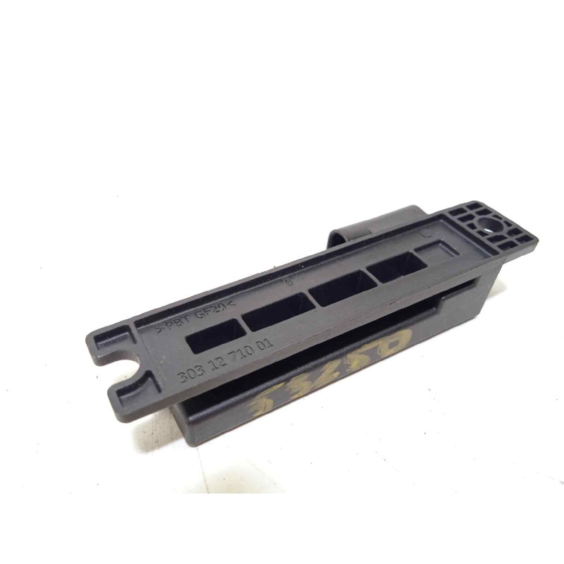 Recambio de antena para land rover evoque 2.0 td4 cat referencia OEM IAM AH4215K603AA  LR012709